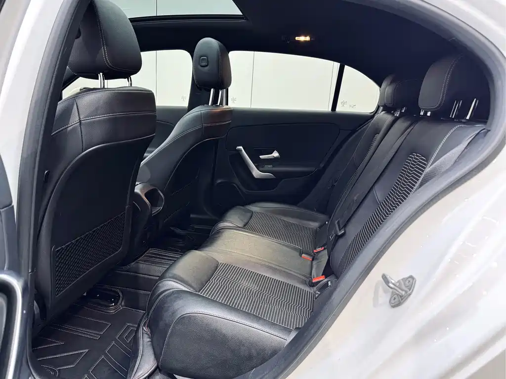 MERCEDES-BENZ A CLASS