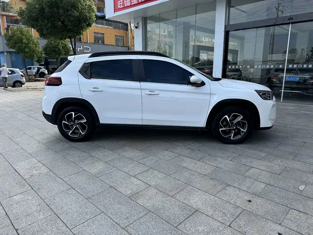 Citroen C3-XR - фото 4