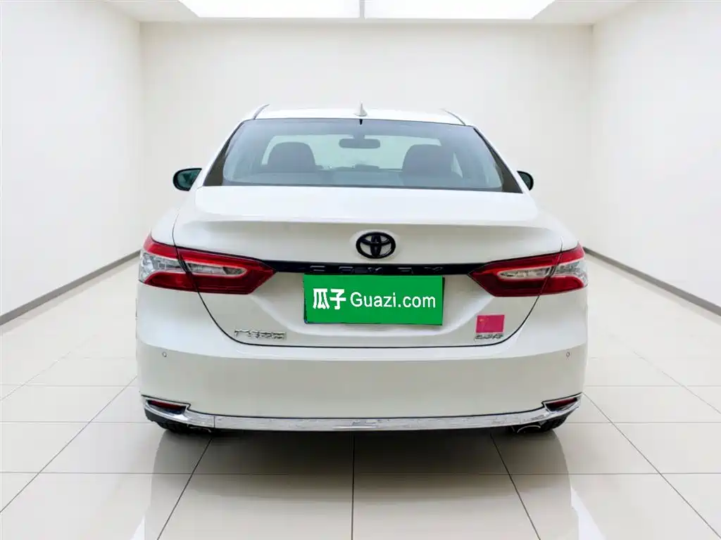 Toyota Camry 2023 2.0G Luxury