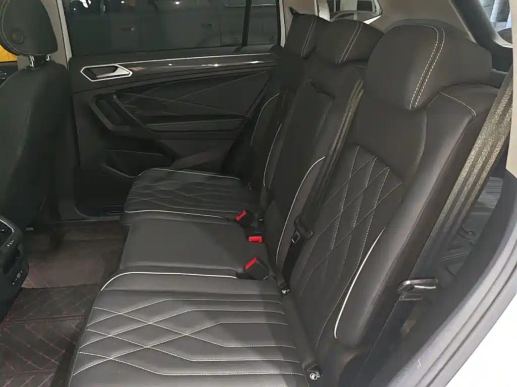 Volkswagen Tiguan L — миниатюра 17