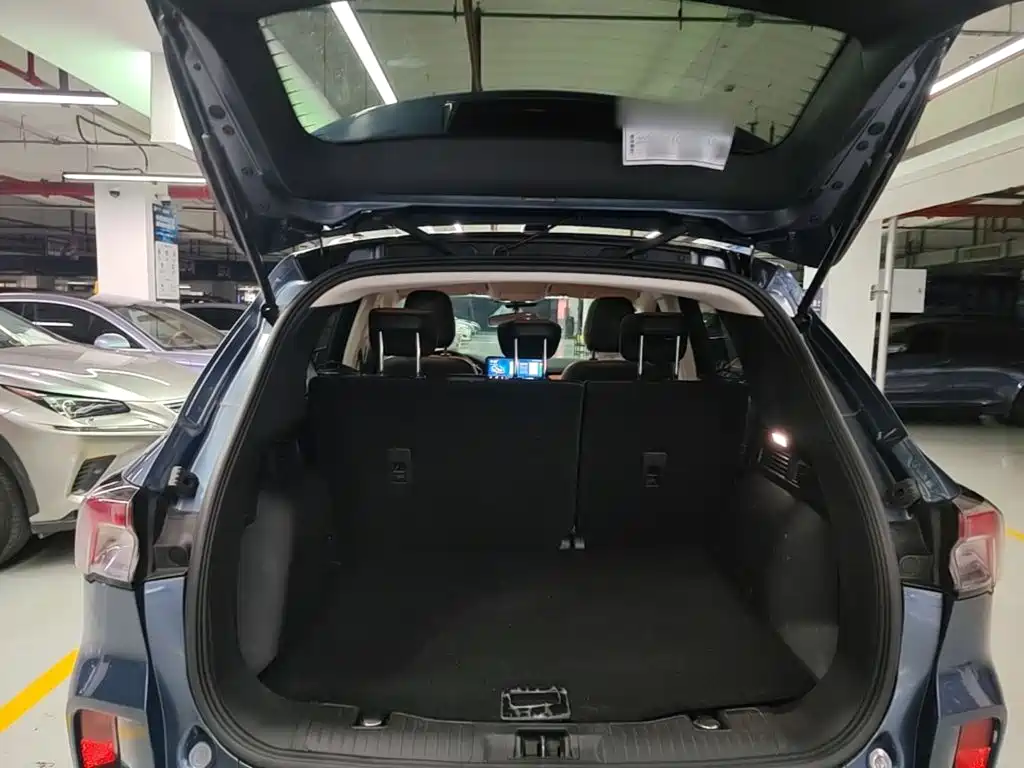 Ford Escape — миниатюра 19