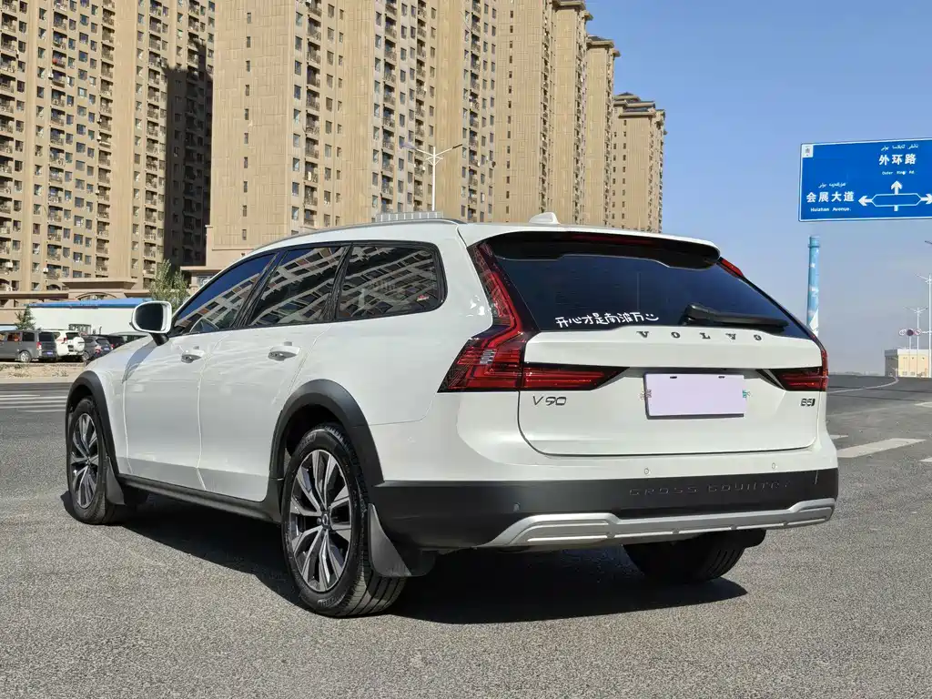 Volvo V90 — миниатюра 9