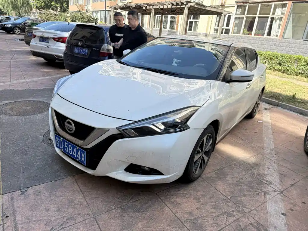 Nissan Bluebird