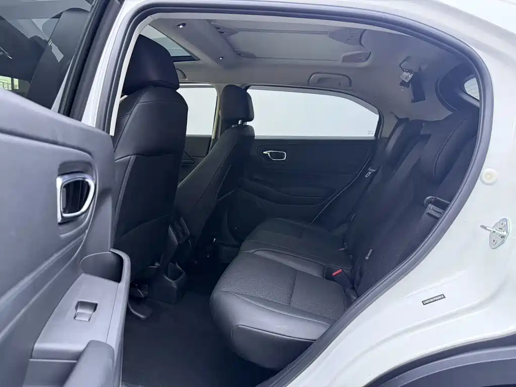 Honda Vezel 2023 1.5L CVT