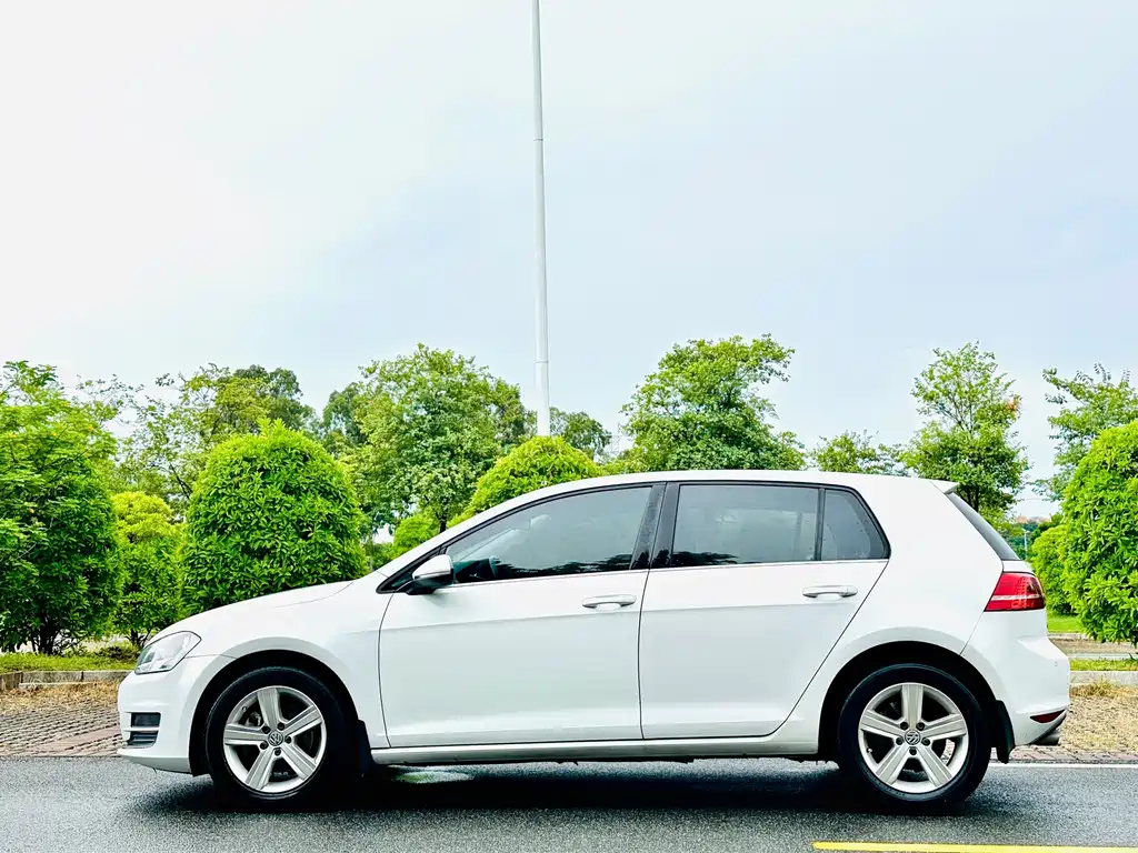 Volkswagen Golf — миниатюра 9