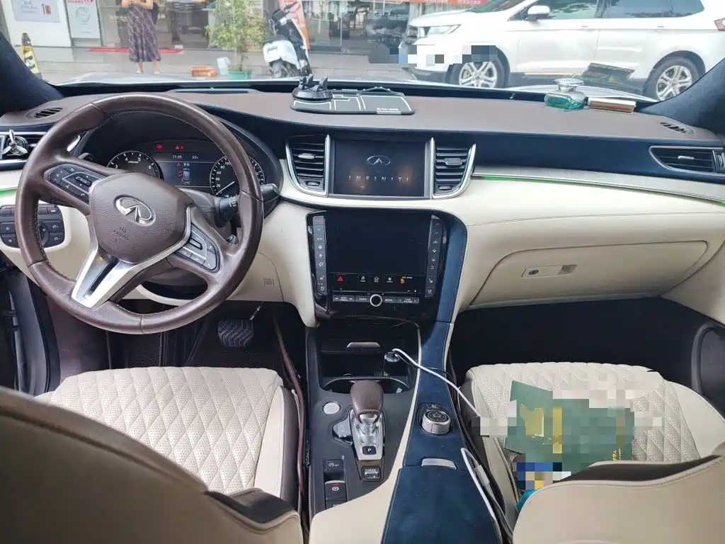 Infiniti QX50 — миниатюра 10