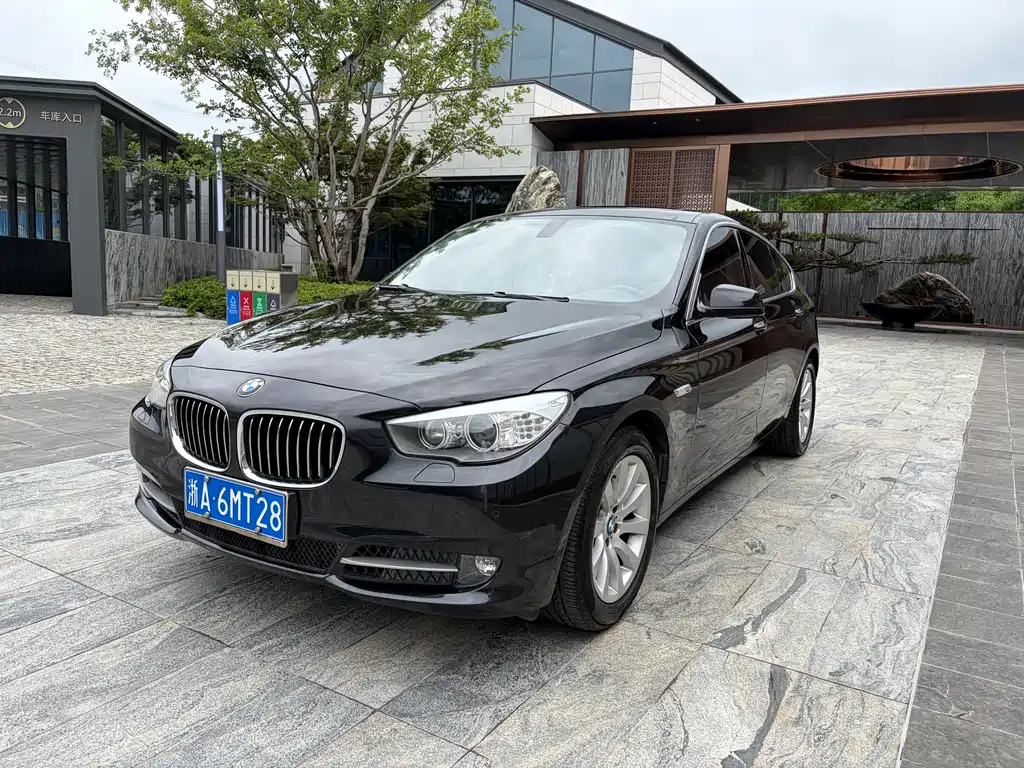 BMW 5 SeriesGT 2013 535i Leading Type