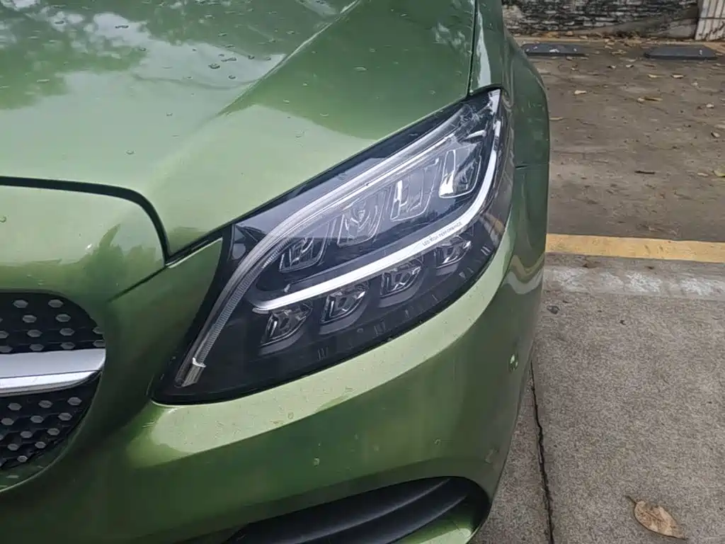 Mercedes-Benz C-Class (Import) — миниатюра 24