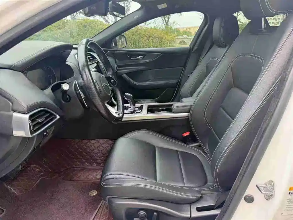 Jaguar XEL 2020 2.0T 200PS R-DYNAMIC S Sport