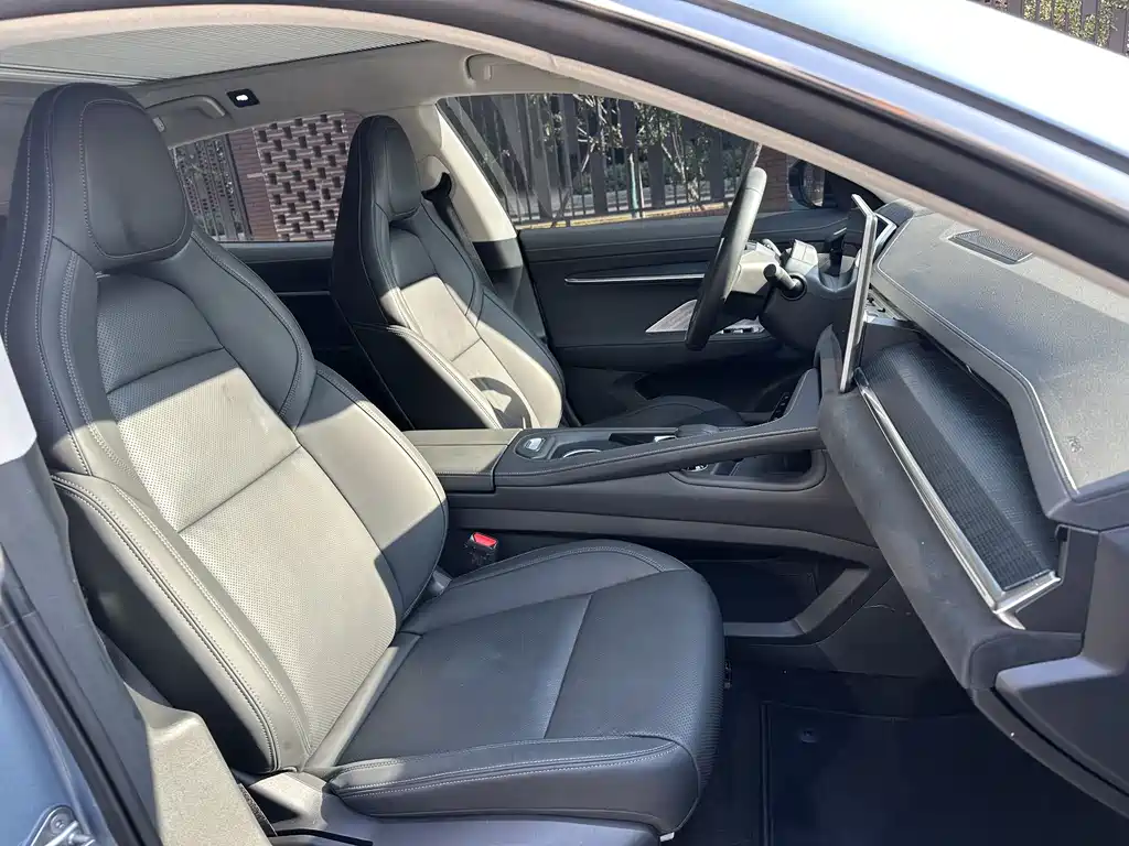 ZEEKR EXTREME KRYPTON 001