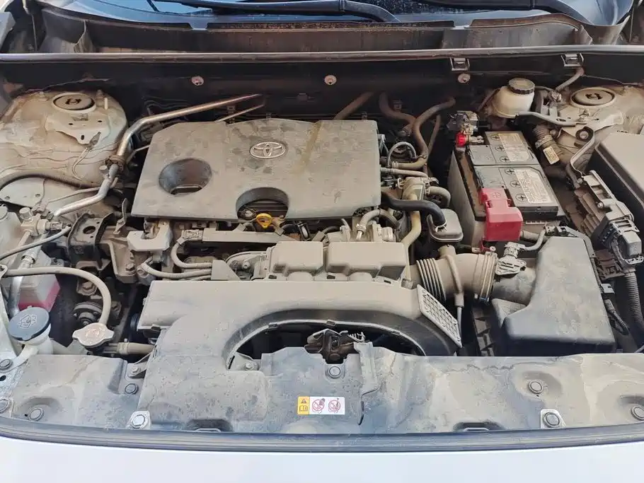Toyota RAV4 — миниатюра 10