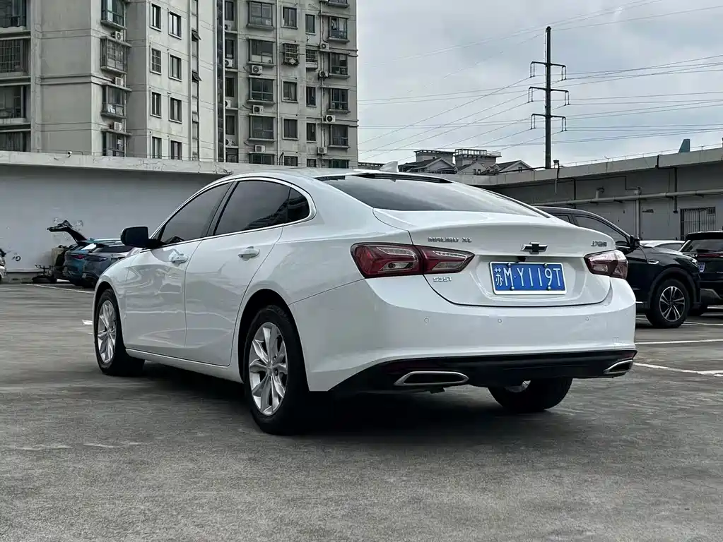 Chevrolet Malibu XL — миниатюра 8