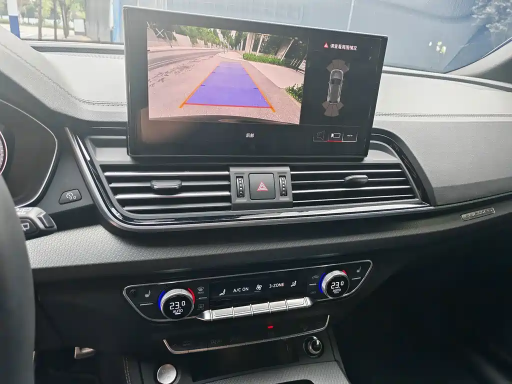 Audi Q5L — миниатюра 5