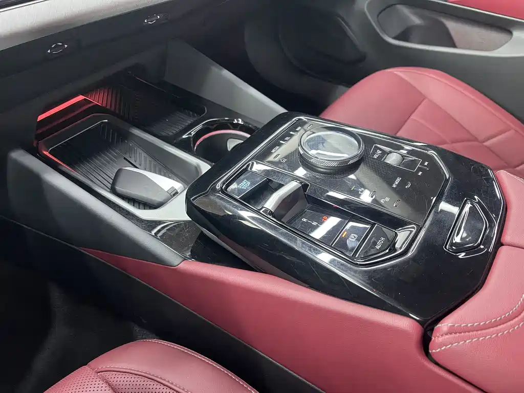 BMW i5 — миниатюра 14