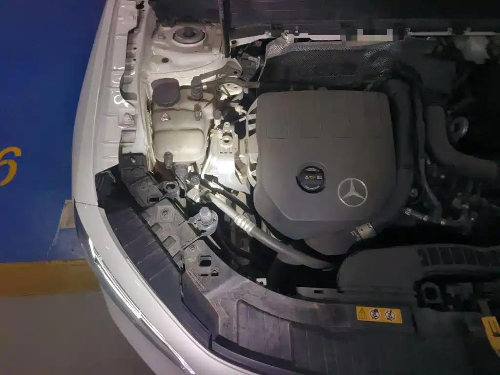 Mercedes-Benz GLB — миниатюра 22