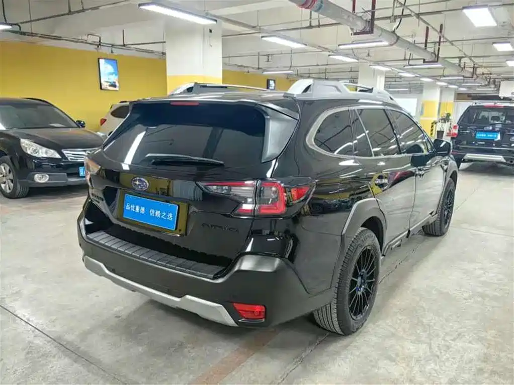 SUBARU OUTBACK
