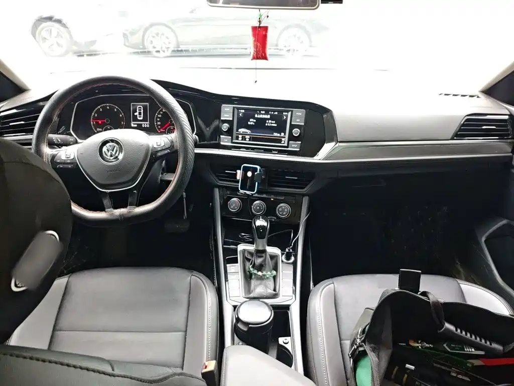 Volkswagen Sagitar — миниатюра 5