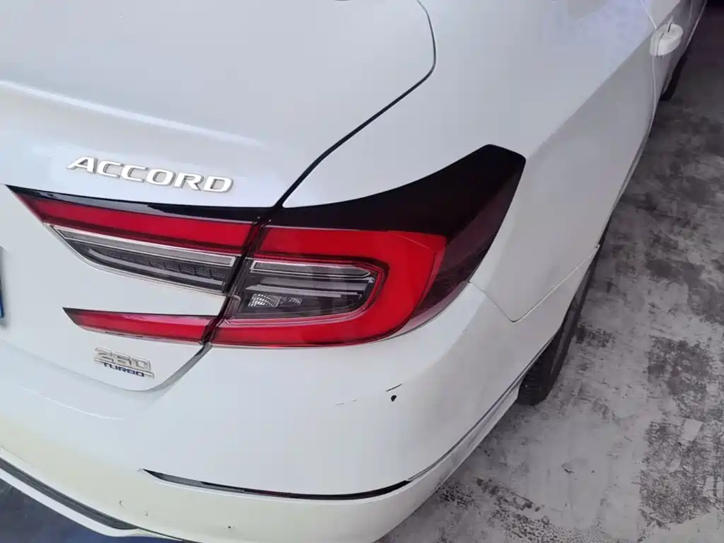 Honda Accord — миниатюра 8