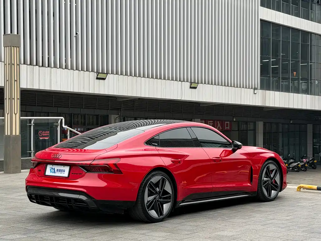 Audi RS e-tron GT