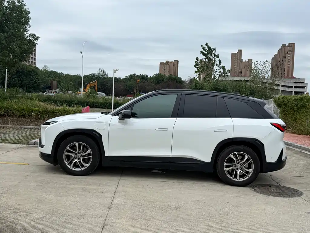NIO ES6 — миниатюра 4