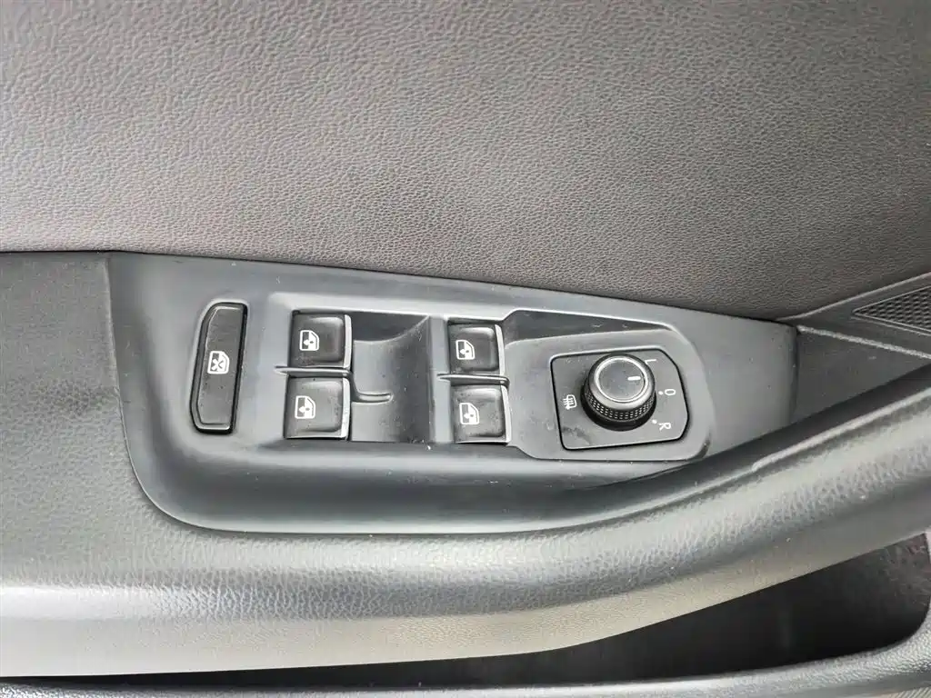 Volkswagen Magotan 2018 280TSI DSG Comfort