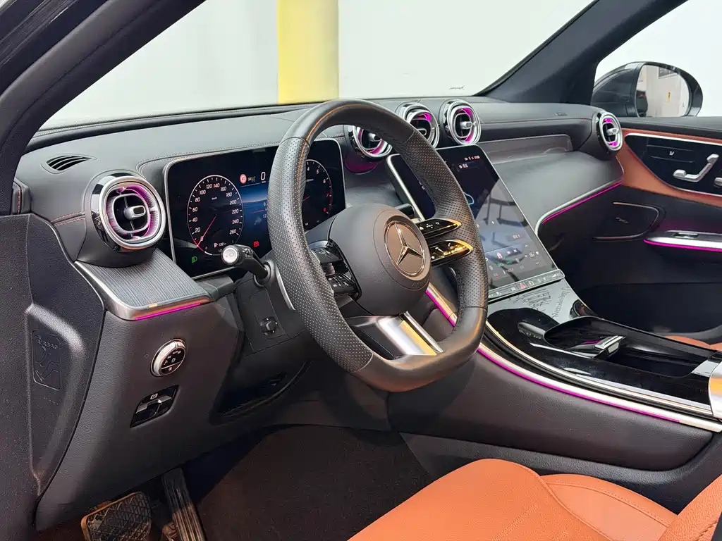 Mercedes-Benz GLC — миниатюра 11