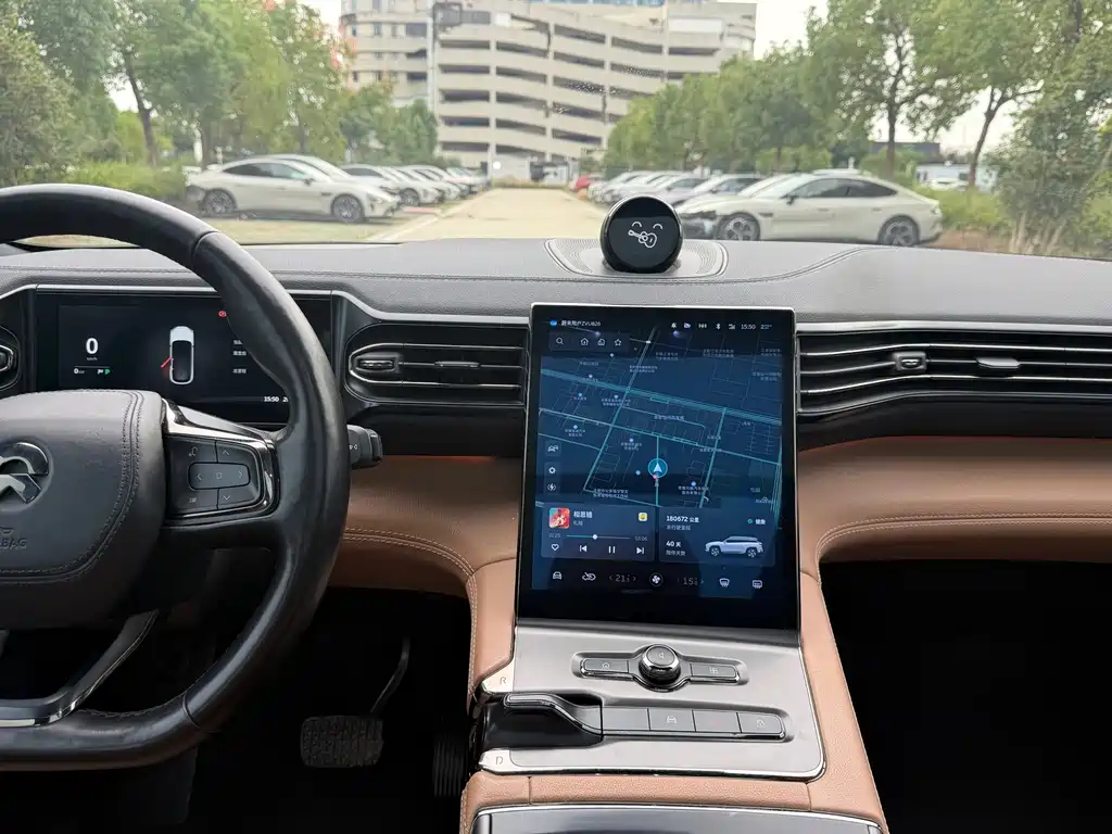 NIO ES6 — миниатюра 18