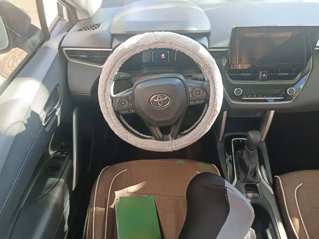 Toyota Corolla Cross — миниатюра 6