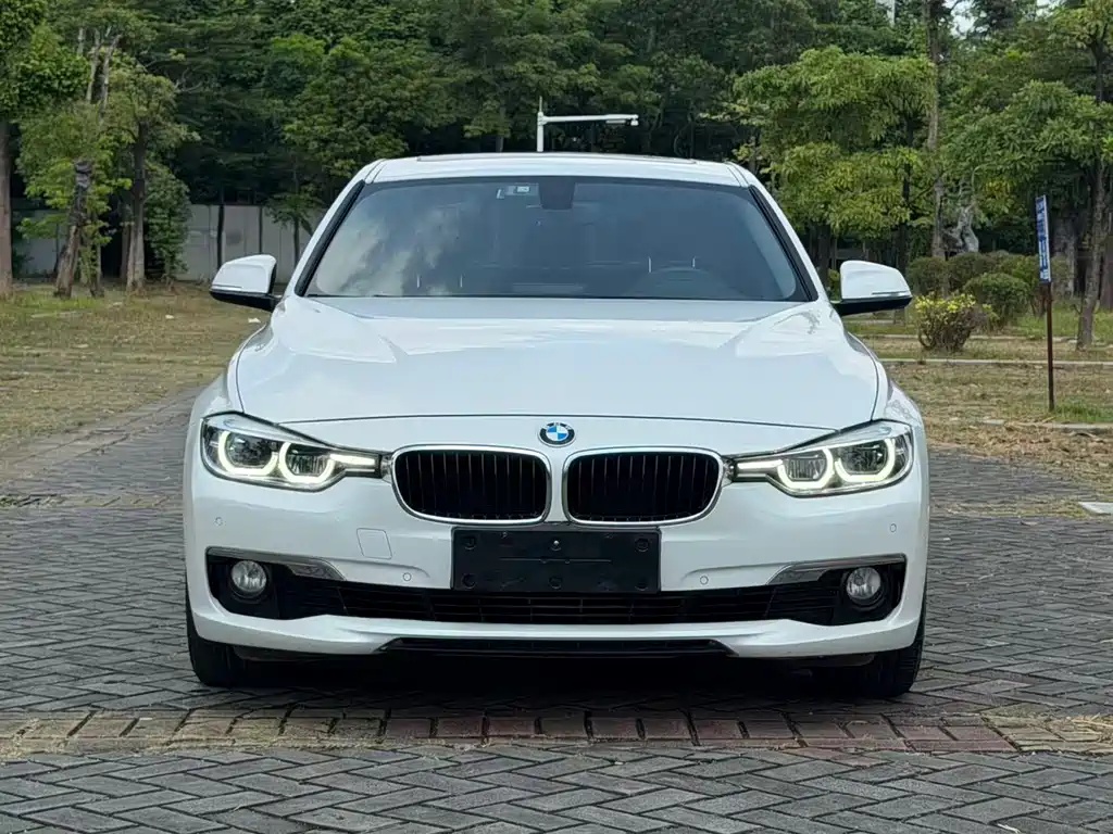 BMW 3 Series — миниатюра 2