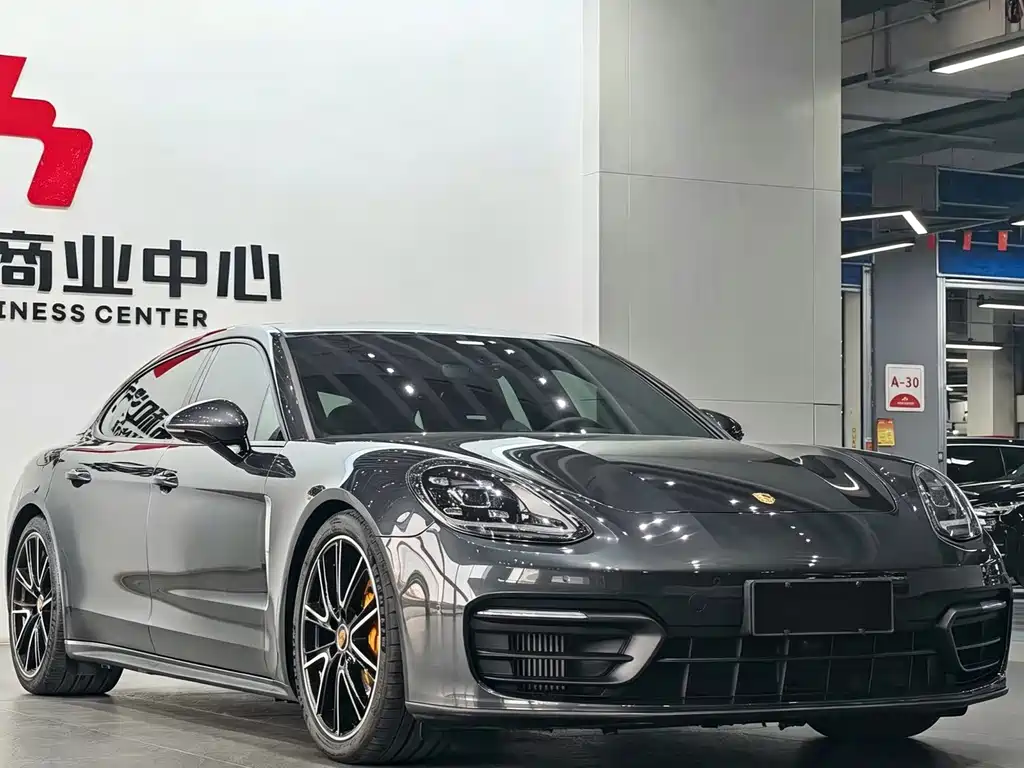 Porsche Panamera — миниатюра 2