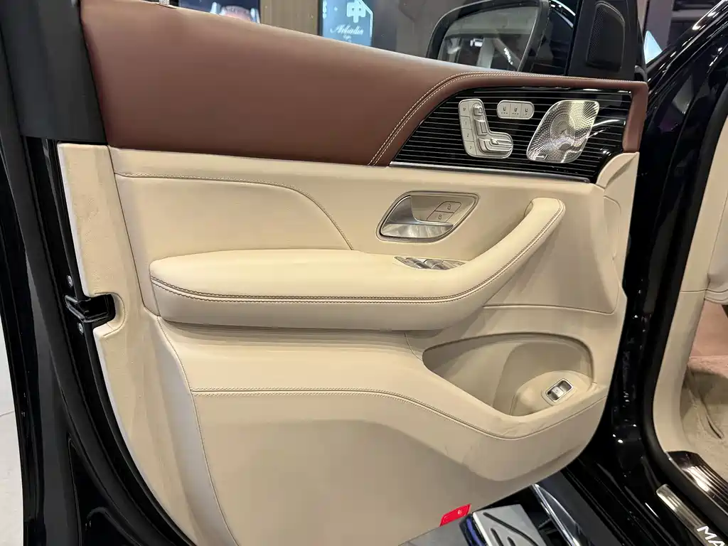 MERCEDES-BENZ MAYBACH GLS