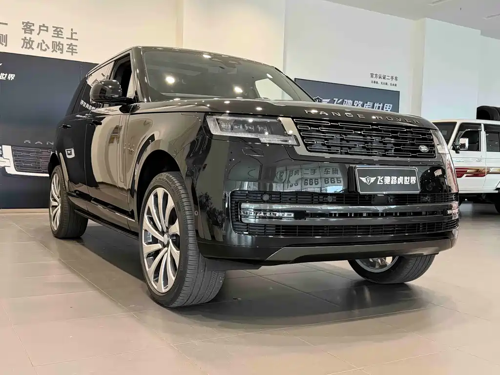 Land Rover Range Rover 2025 3.0 L6 400PS Long Wheelbase