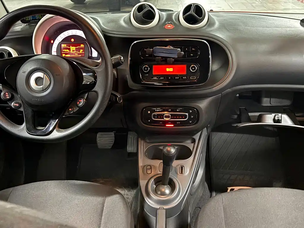 smart Smart Fortwo — миниатюра 6