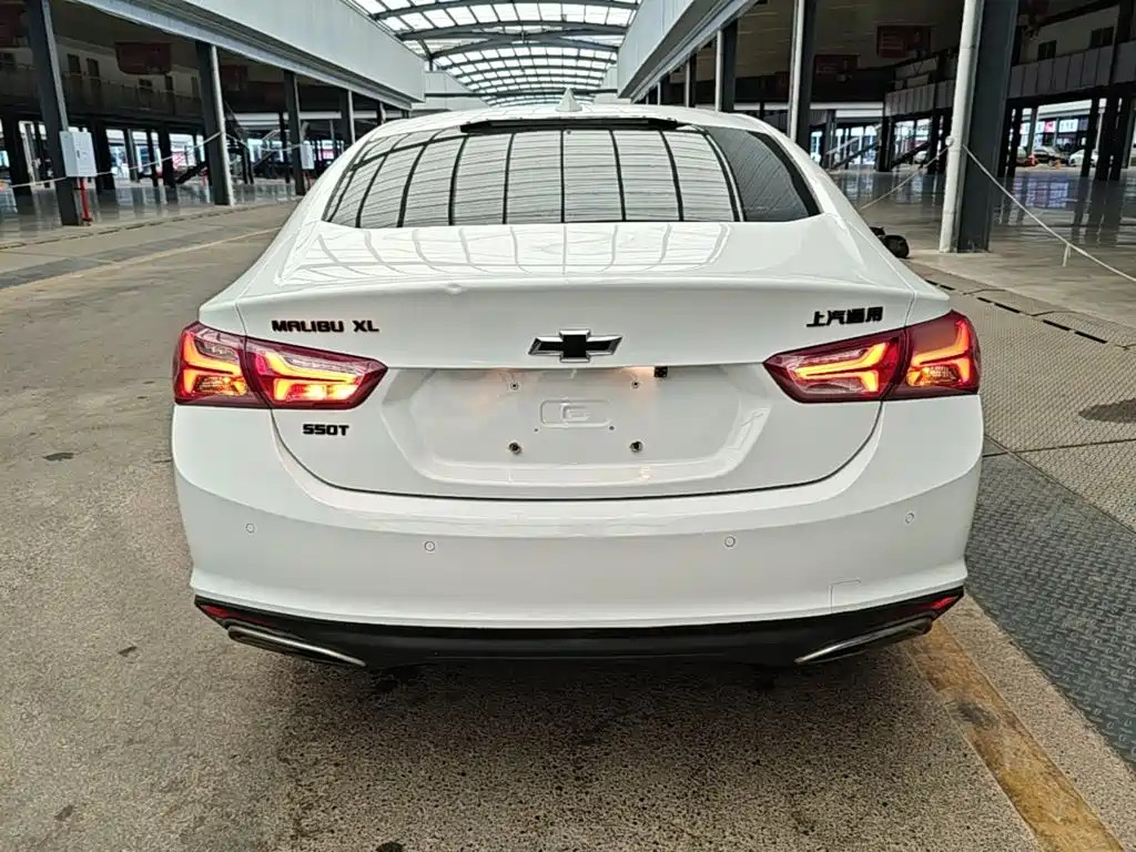 Chevrolet Malibu XL — миниатюра 6