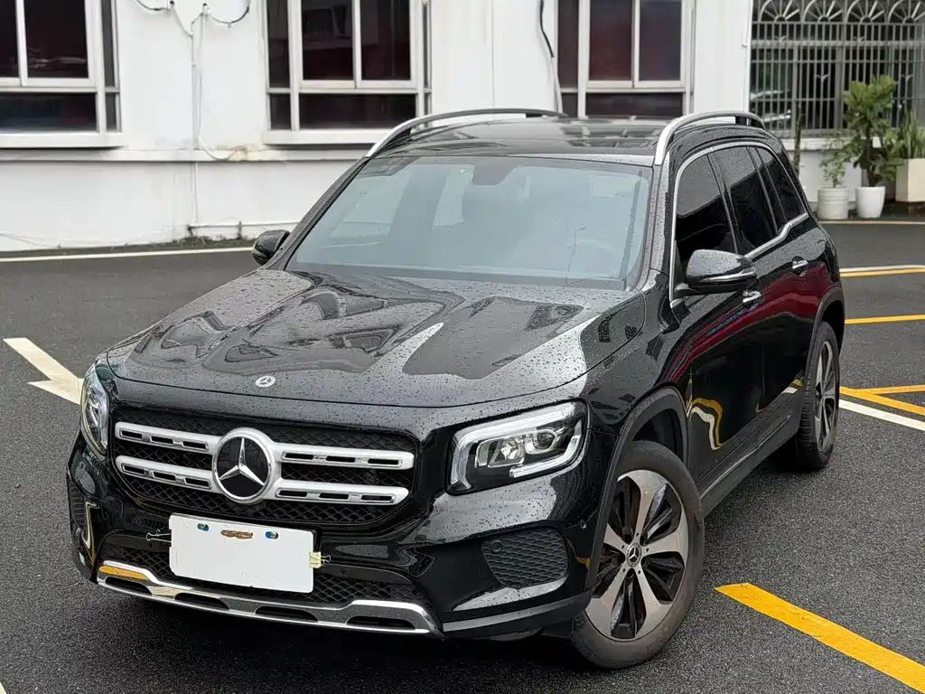 Mercedes-Benz GLB — миниатюра 7