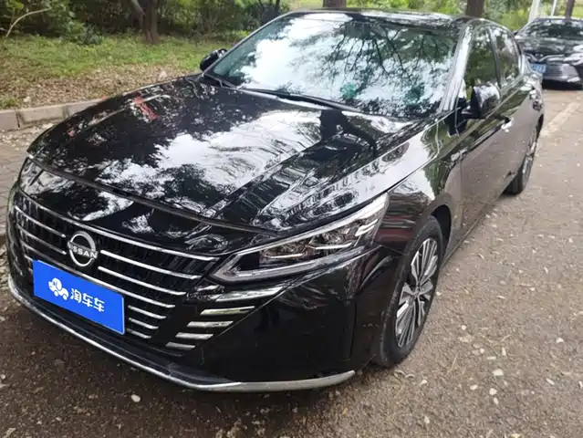 NISSAN TEANA 2023