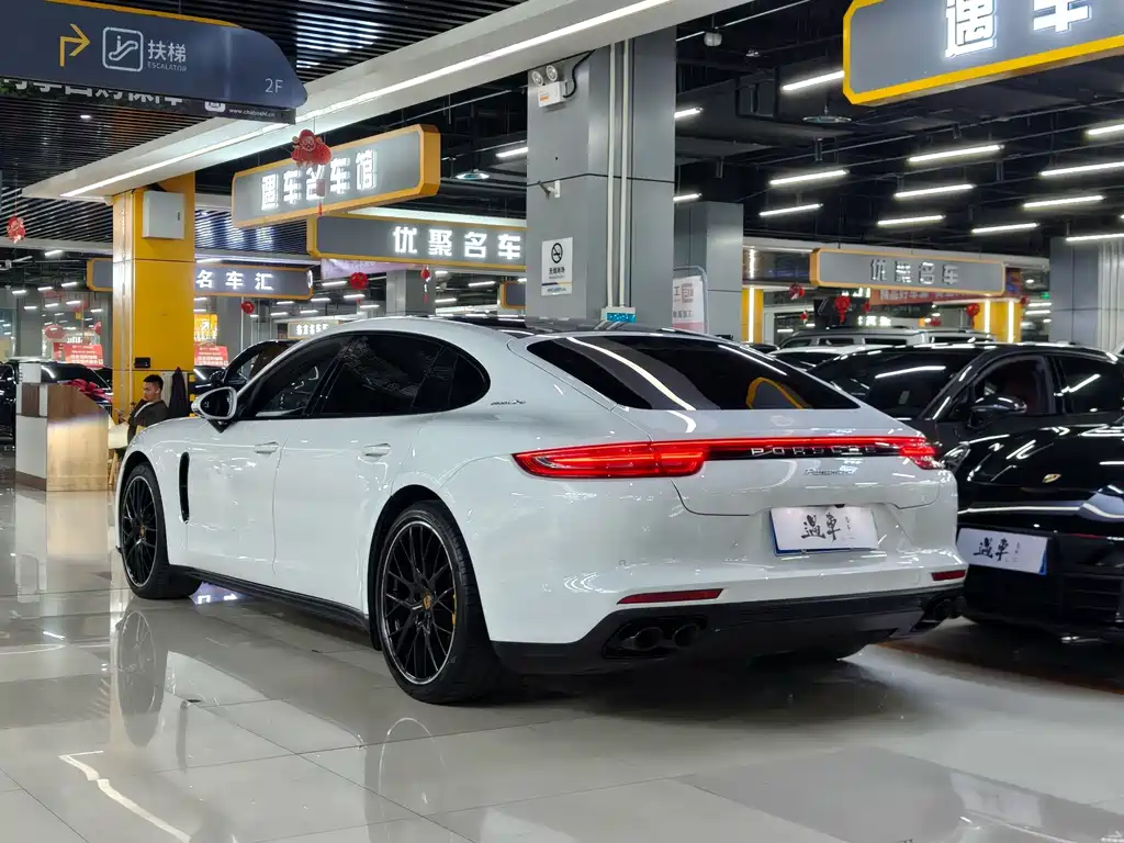 Porsche Panamera — миниатюра 9