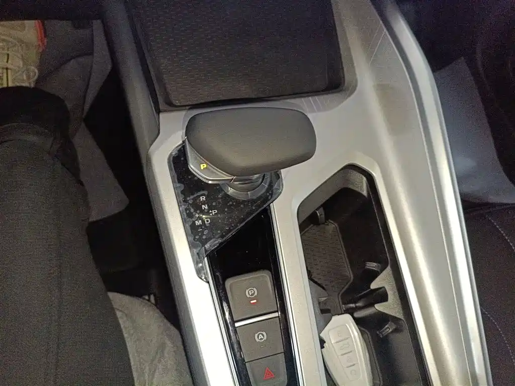 Geely Preface 2025 1.5TD