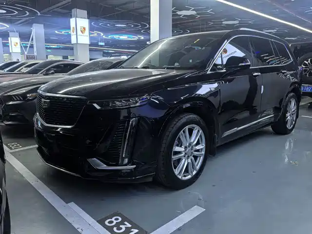 CADILLAC XT6 2021