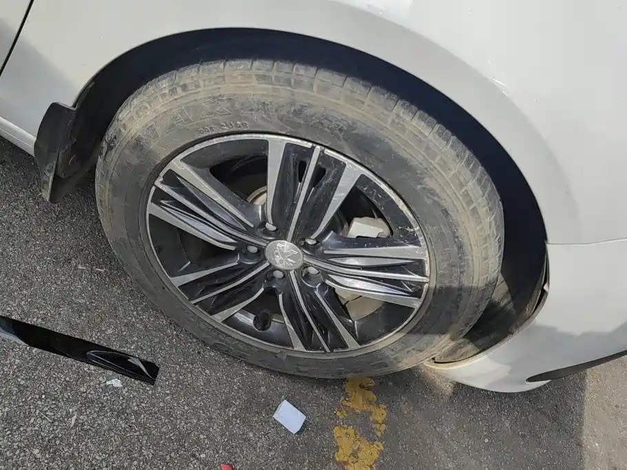Peugeot 308 — миниатюра 6