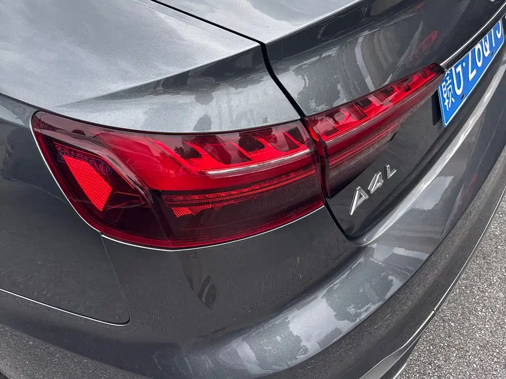 Audi A4L 2021 40 TFSI