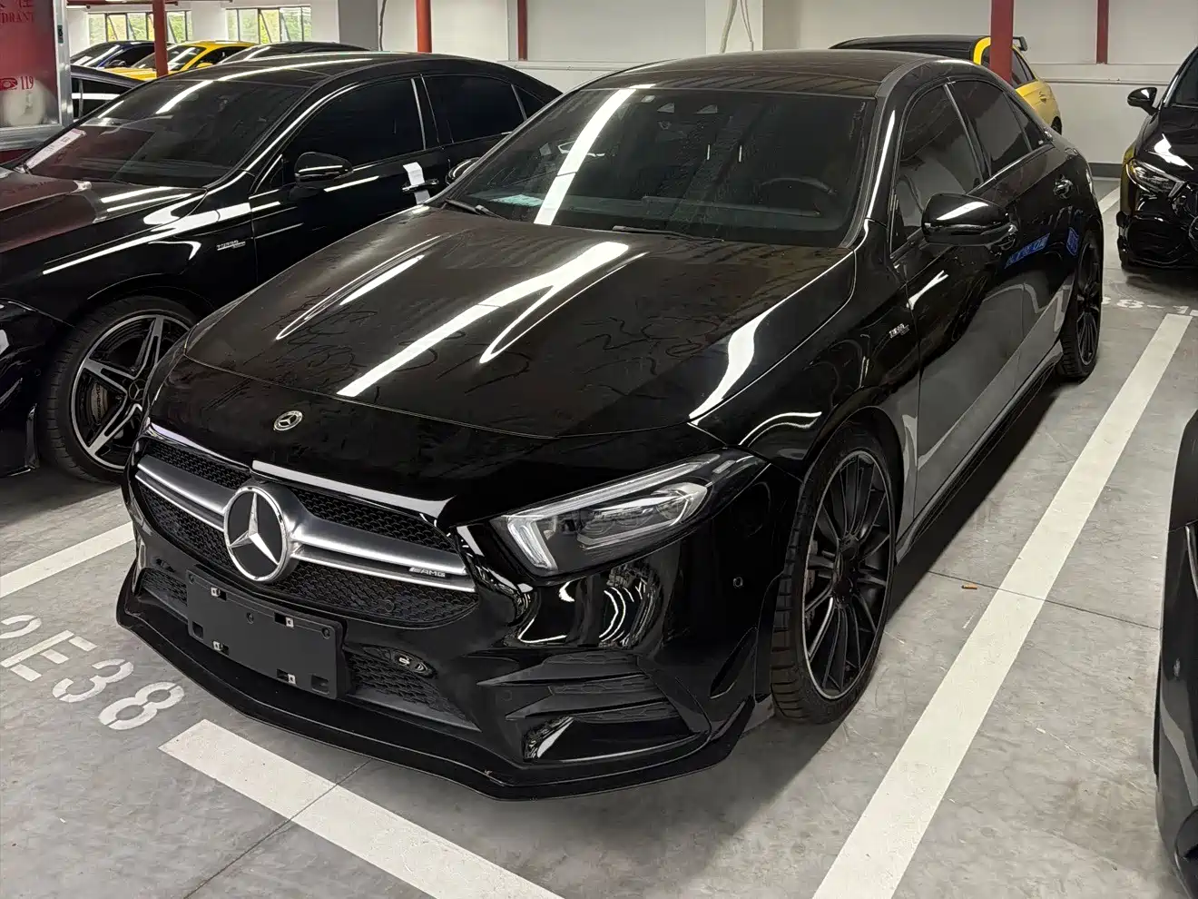 奔驰A级AMG 2021款 AMG A 35 L 4MATIC 炽夜特别版 2021