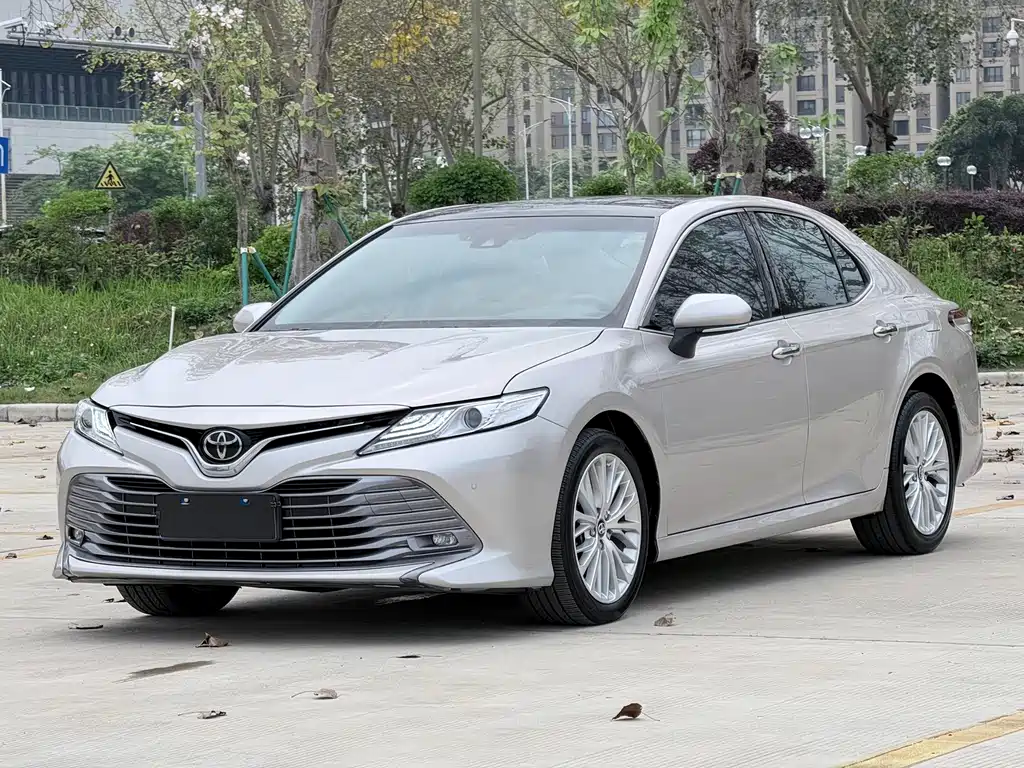 Toyota Camry 2021