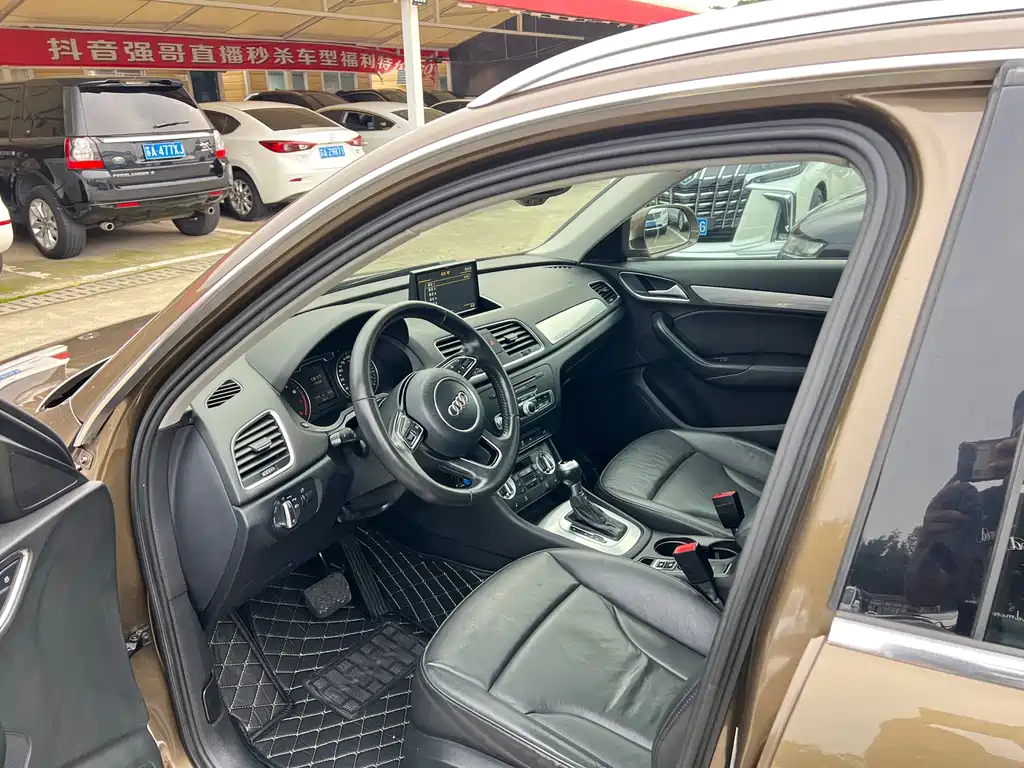 Audi Q3 — миниатюра 10
