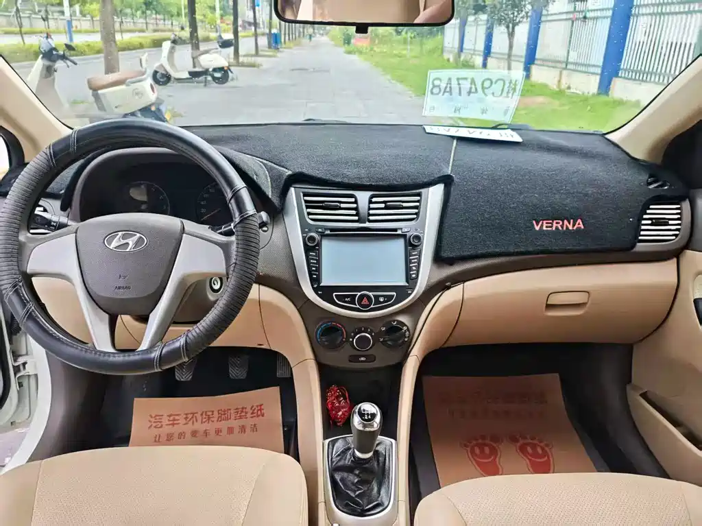 Hyundai Verna — миниатюра 4