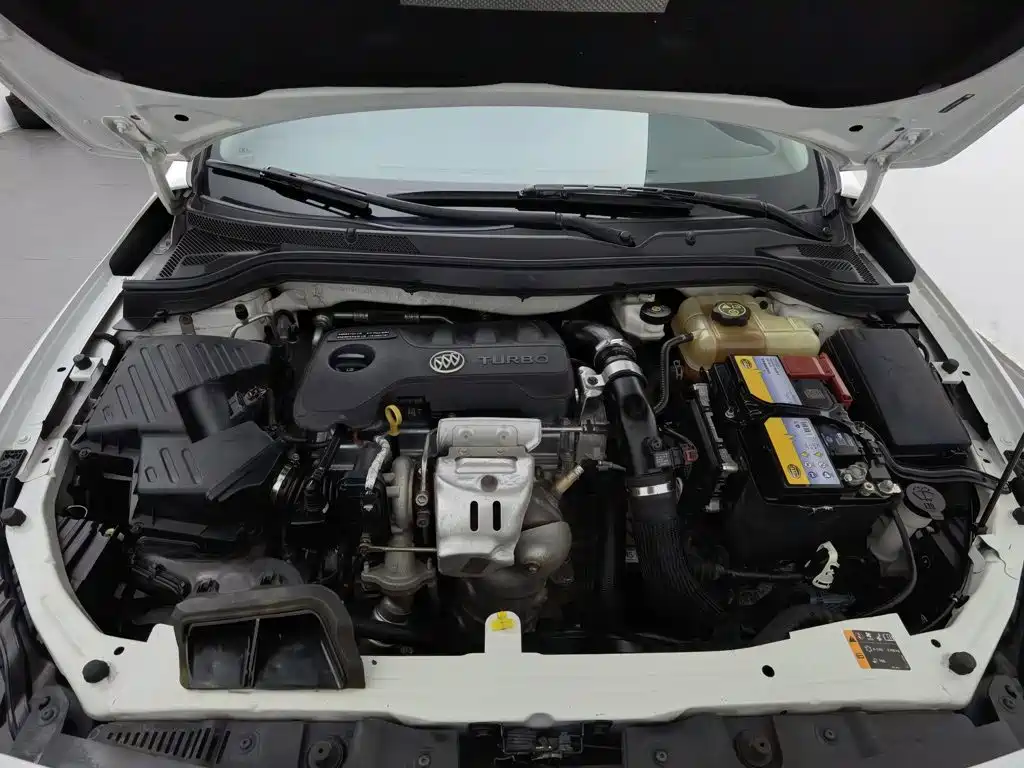 Buick Excelle — миниатюра 6