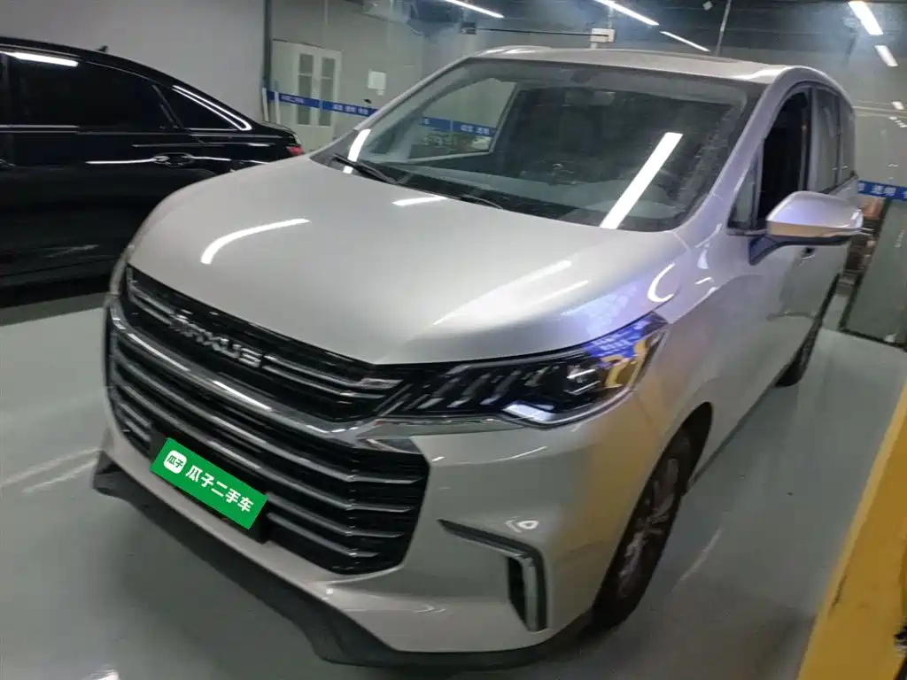 SAIC MAXUS CHASE G50