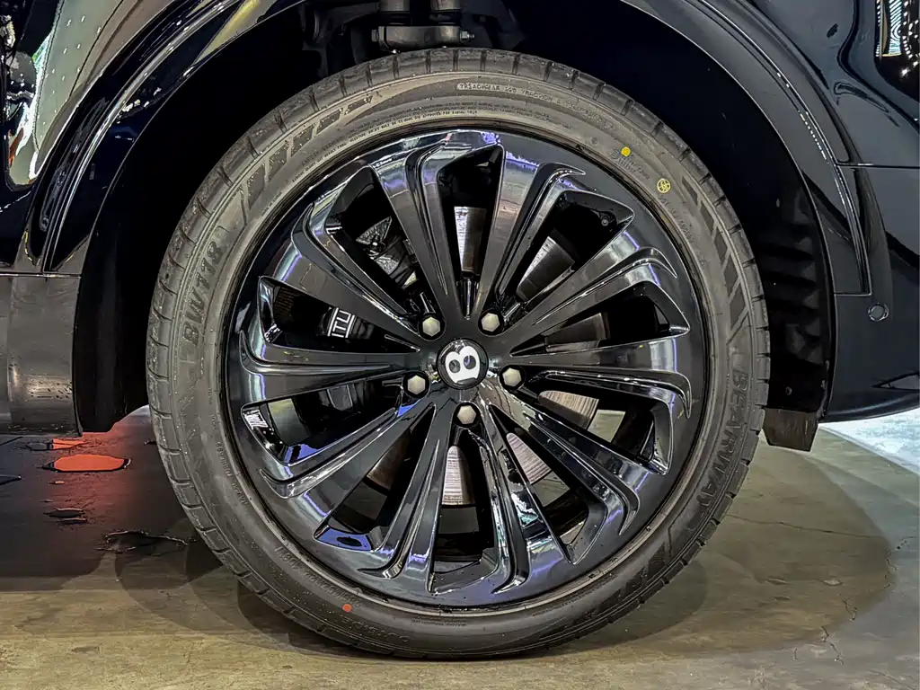 Bentley Bentayga 2021 4.0T V8