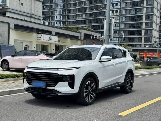 2024 JETOUR X70