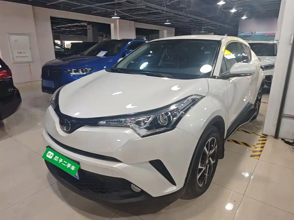 Купить Toyota C-HR